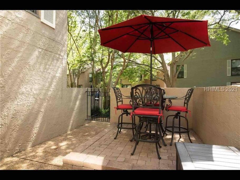 In The Heart Of Harbour Town 2Br 2Ba Pool Access Close To Beach Hilton Head Island Dış mekan fotoğraf